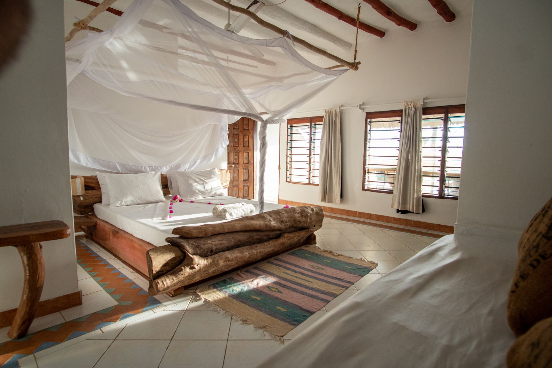 Room 2 — photo 3