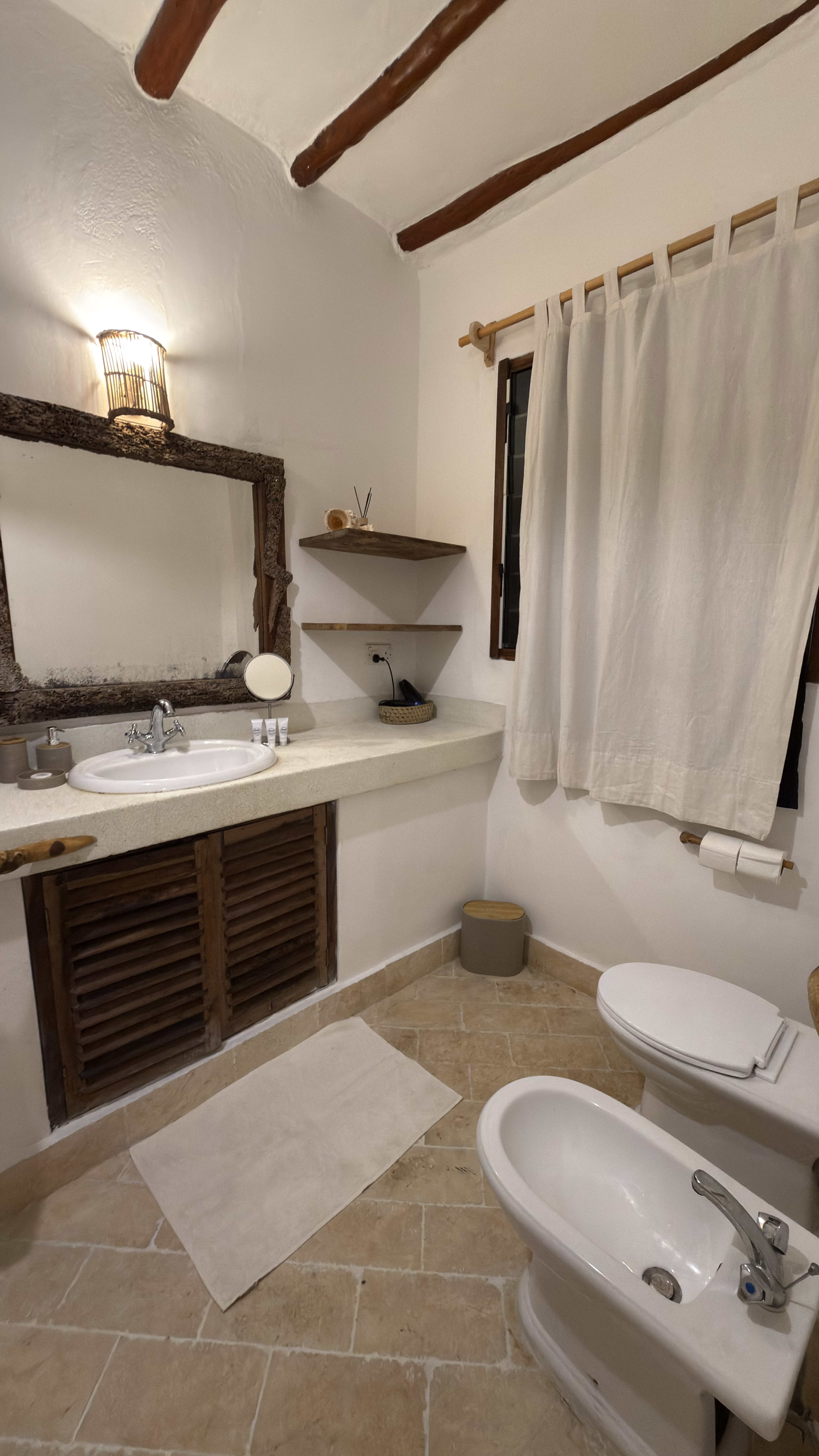 Room 1 — photo 8