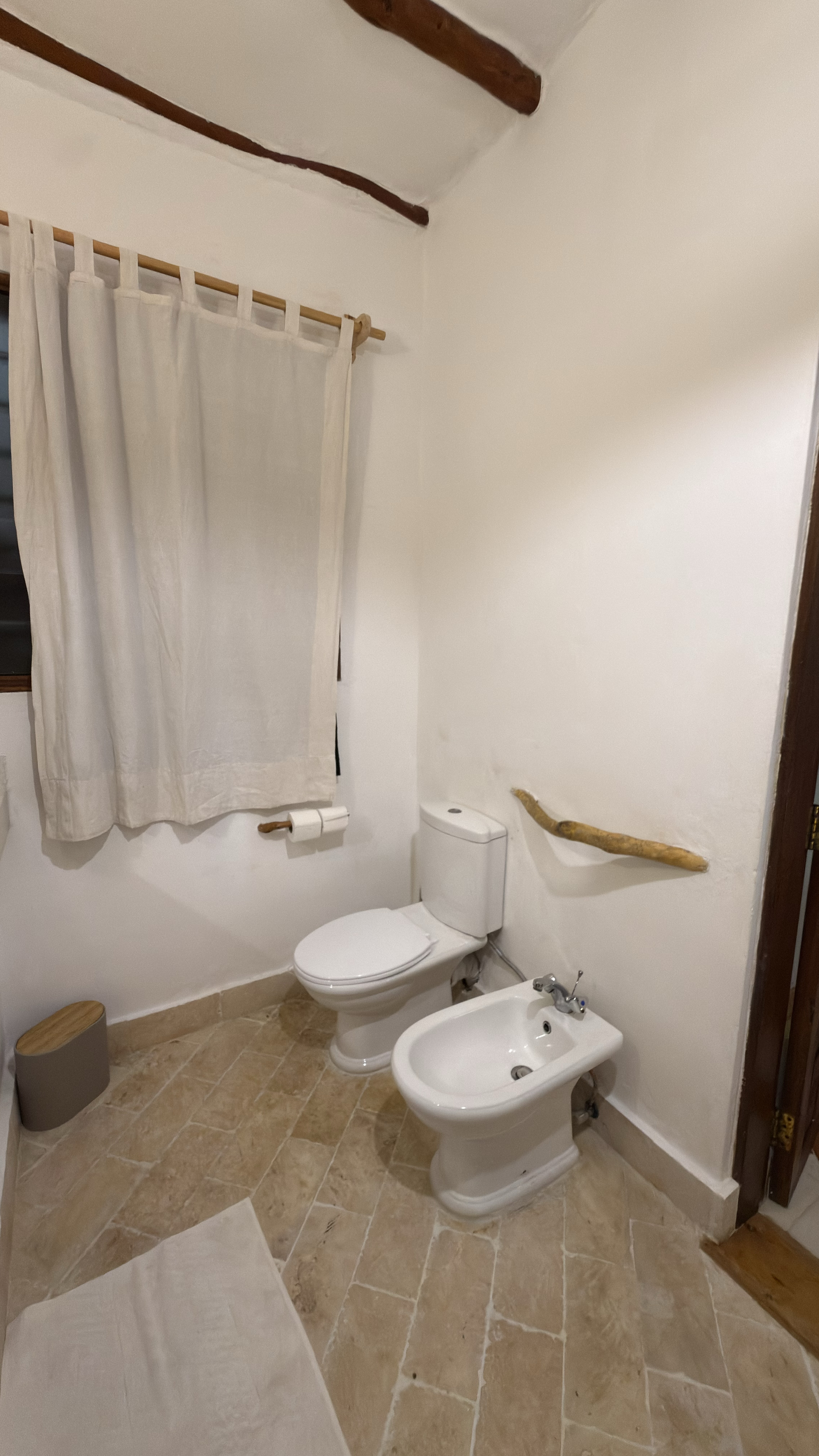 Room 1 — photo 7